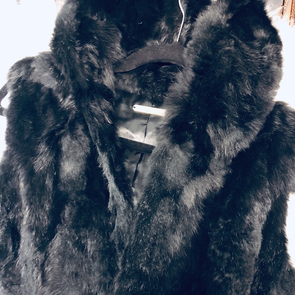 Genuine Rabbit Fur Black Vest (S/M) La Fiorentina